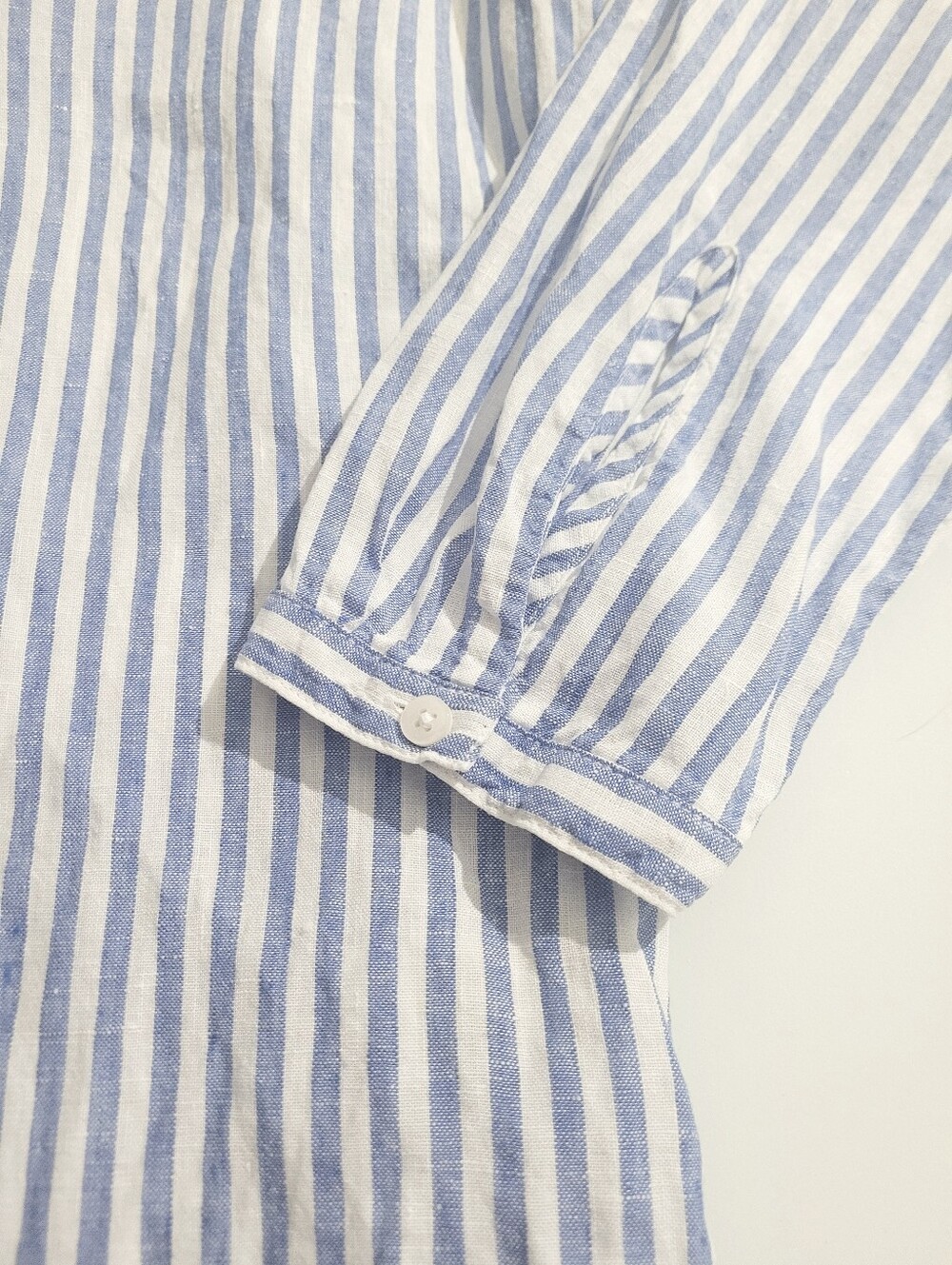 L.L.Bean 100% Linen Woman Tunic Top Medium Blue White Stripe Split Neck Shirt - Picture 13 of 13